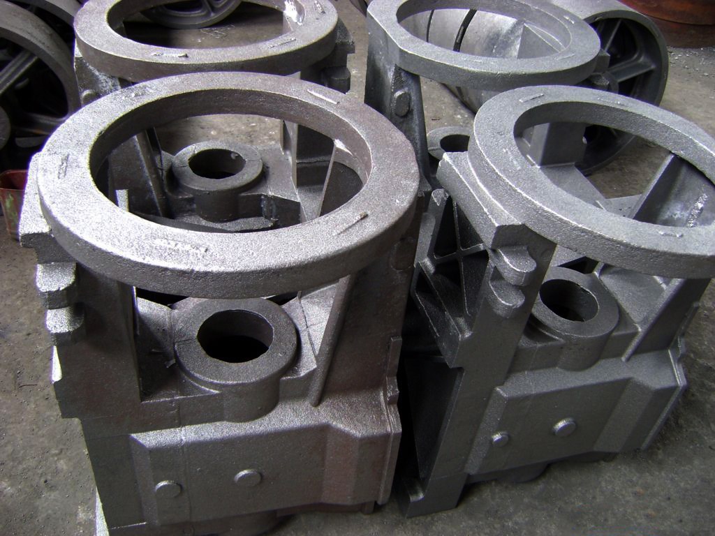 Paano mag -set up ng isang panloob na gate at magdisenyo ng isang pagbuhos ng system para sa ductile iron maliit na castings na may maraming mga hot spot upang matiyak ang kalidad at pagbutihin ang ani?